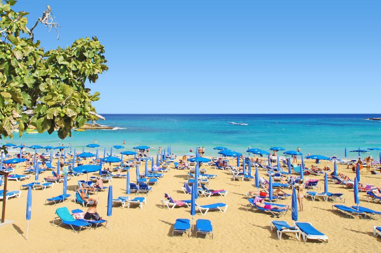 Villa Oceania - Beachfront Paralimni Luaran gambar