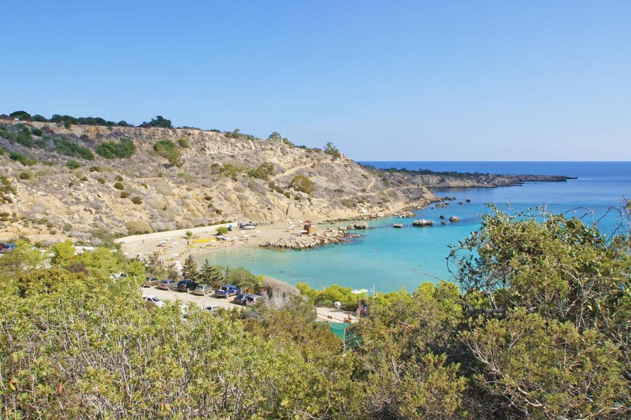 Villa Oceania - Beachfront Paralimni Luaran gambar