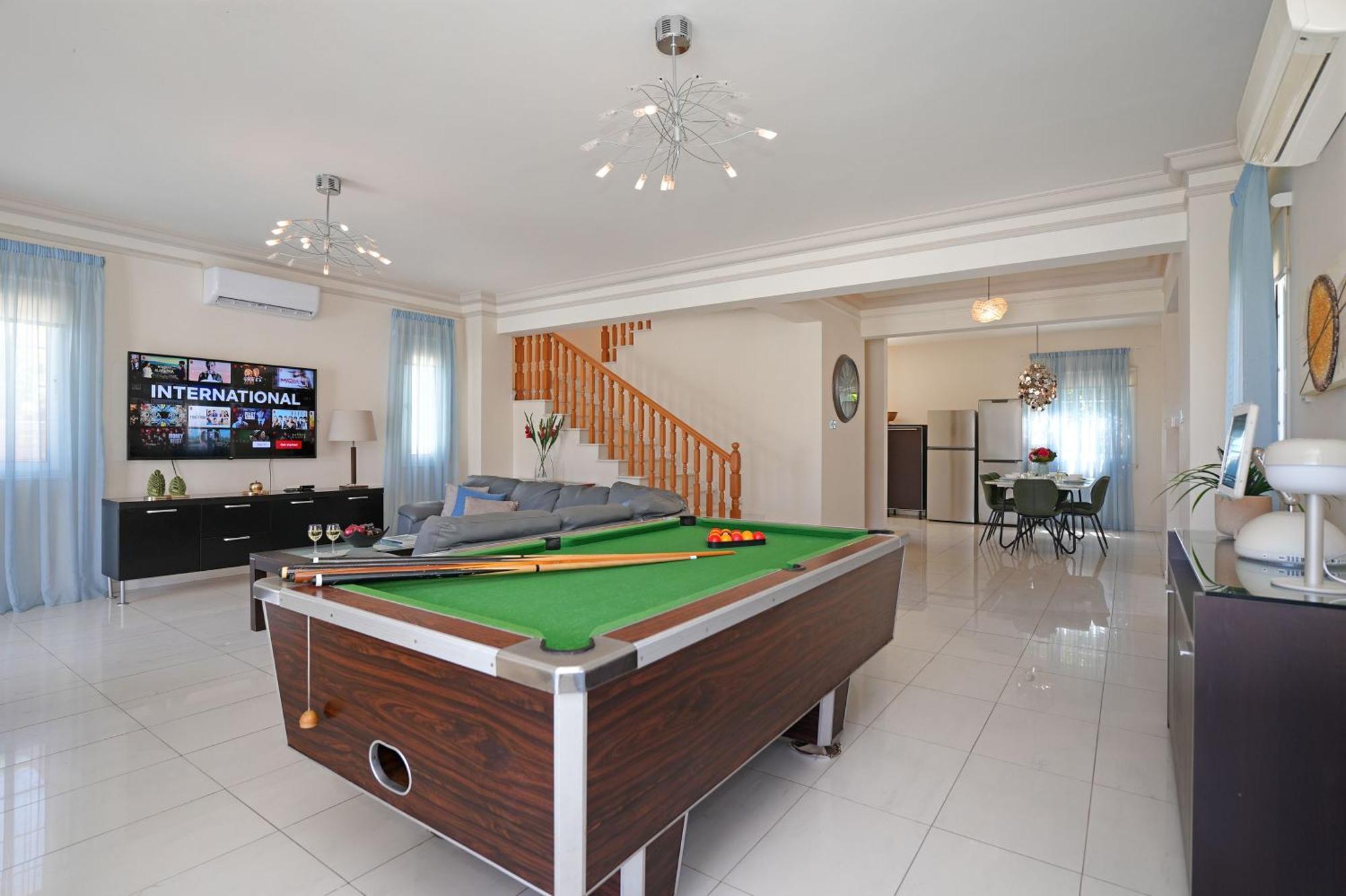 Villa Oceania - Beachfront Paralimni Luaran gambar